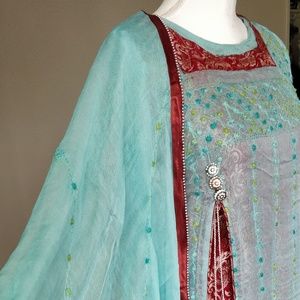 Green embroidered fron open coat with red inner